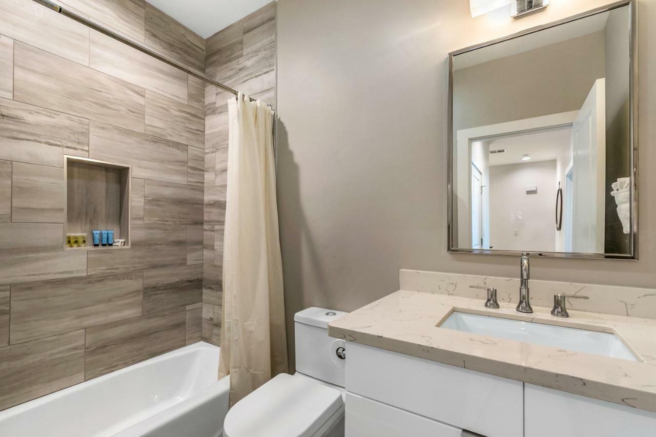 Stunning Townhouse With Amenities Nova Orleães Exterior foto